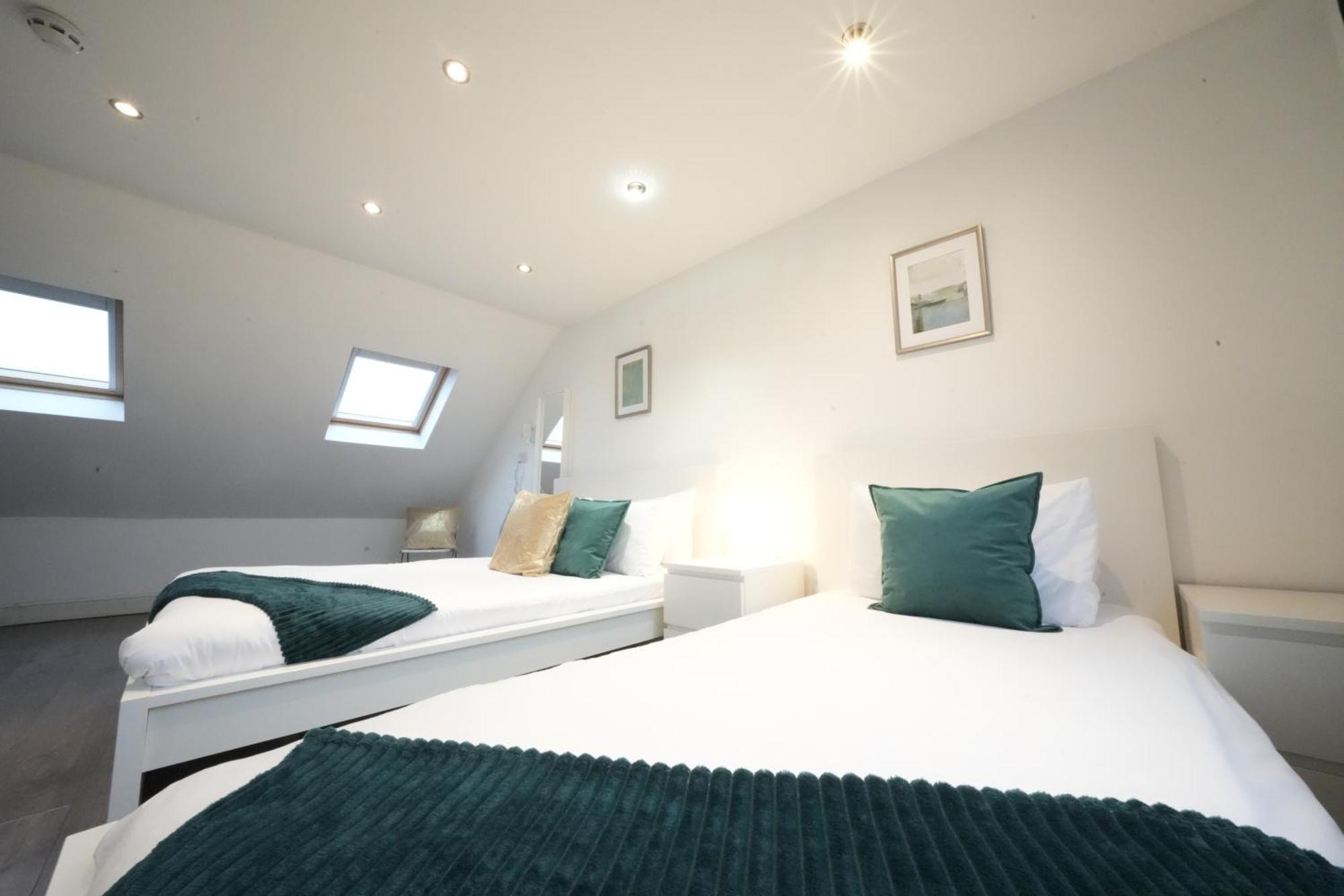 Grand Airport Ensuites Harmondsworth Ngoại thất bức ảnh