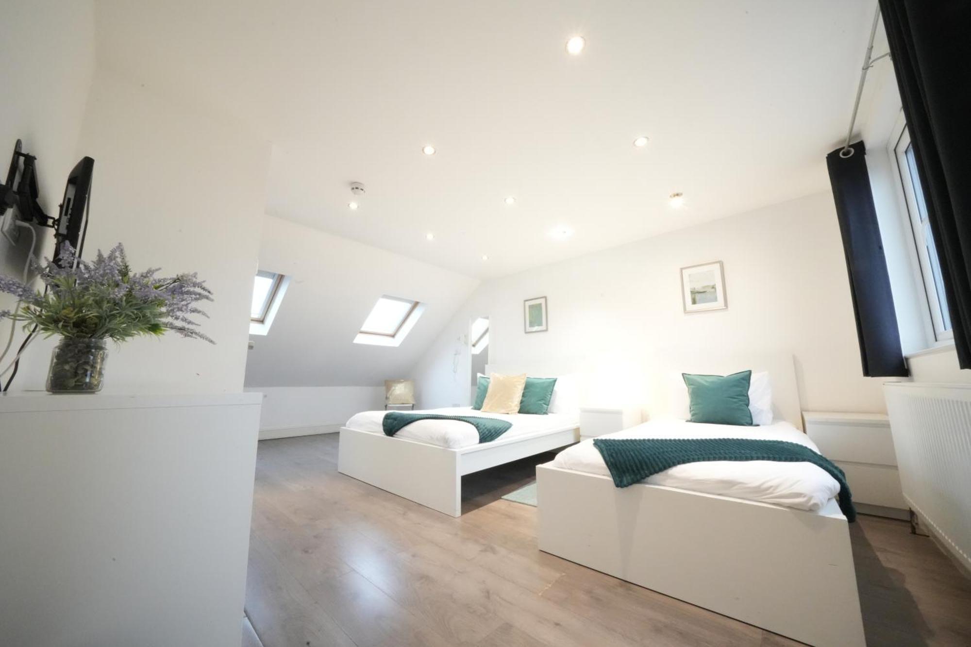 Grand Airport Ensuites Harmondsworth Ngoại thất bức ảnh